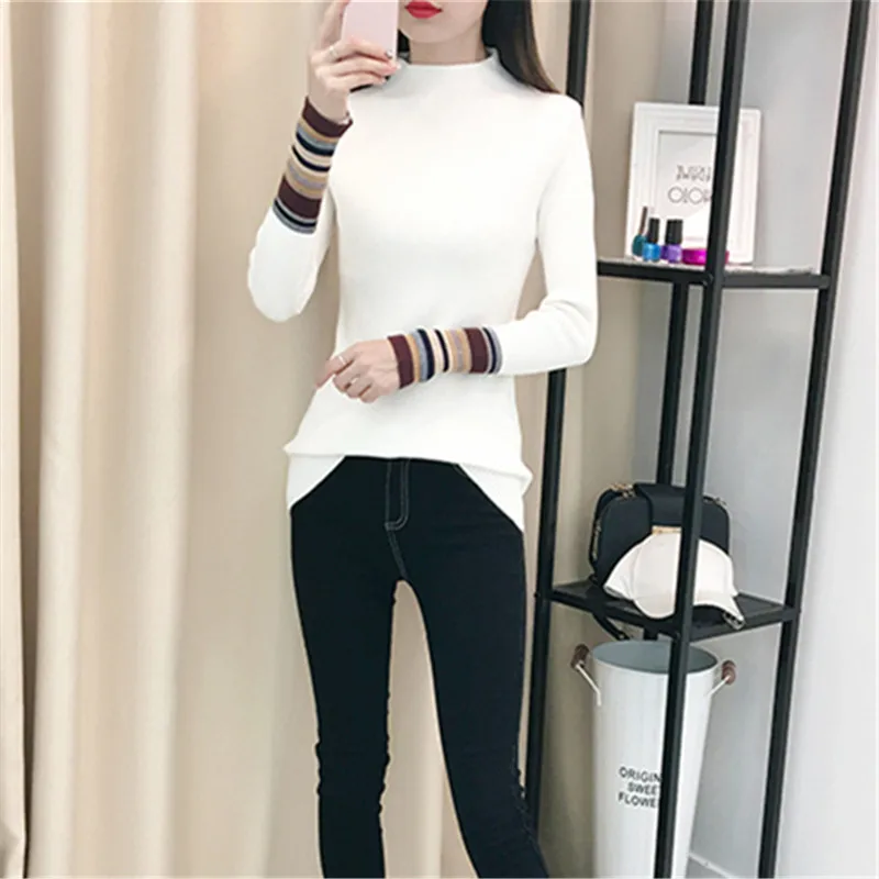 Полосатый тонкий вязаный свитер женский обтягивающий пуловер с круглым вырезом