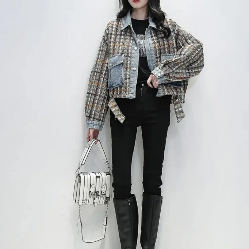 

Women Autumn Plaid Jacket Short Coat Female Bomb Jacket