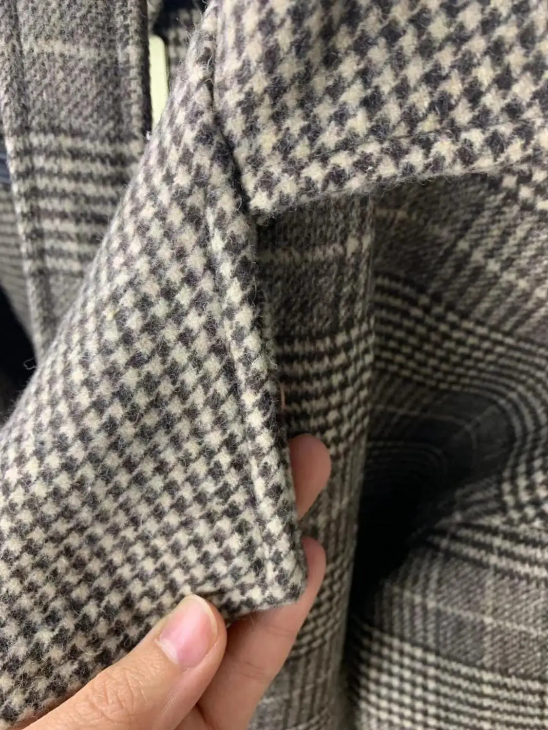 

Vintage Women Woolen Coat Female Long Thick Warm Dress Coats oversize Jackets Autumn Winter Female Outerwear woolen long coat