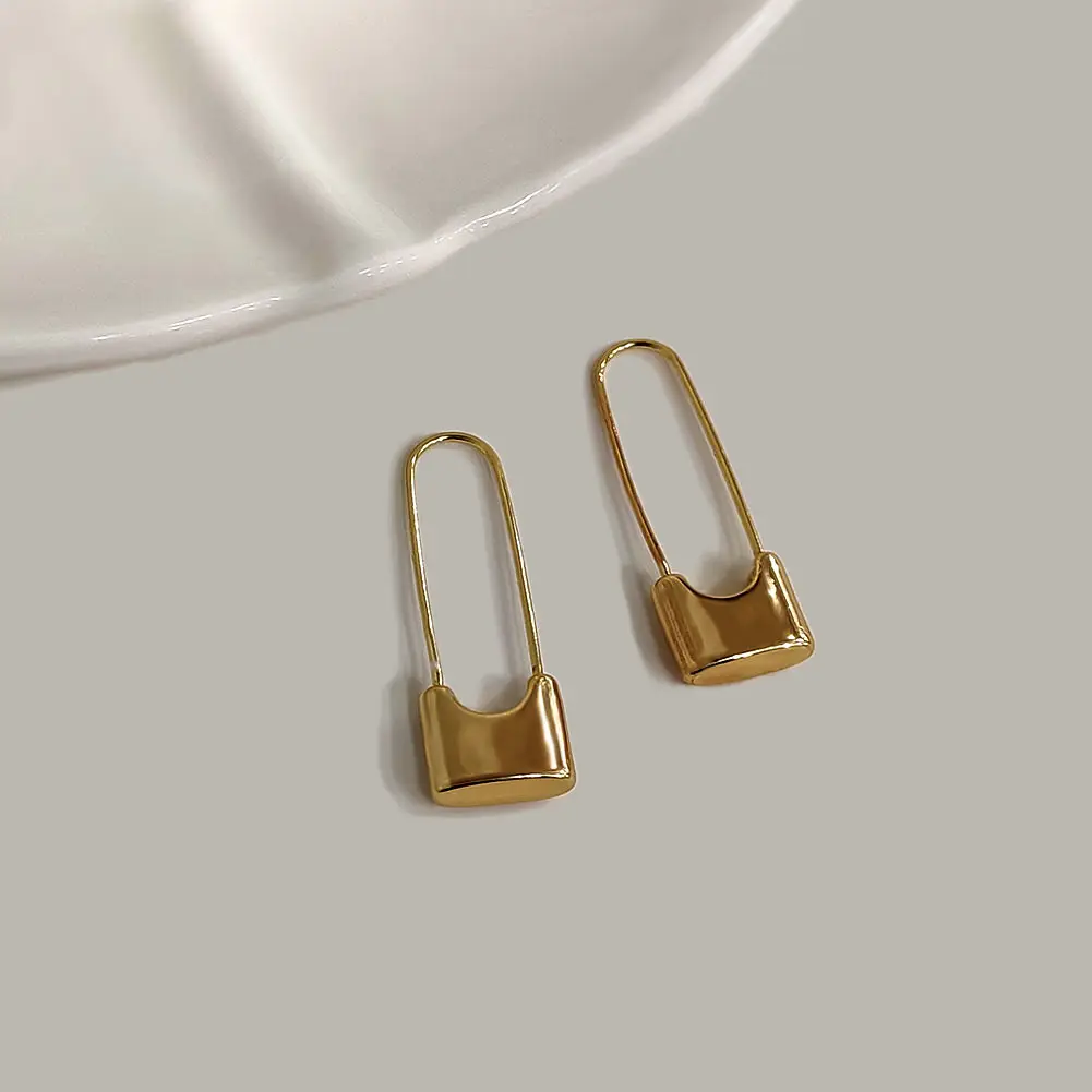 

Flatfoosie Unique Design Gold Lock Hoop Earrings for Women Safety Pin Geometric Brass Small Earrings Fashion Classic Jewelry