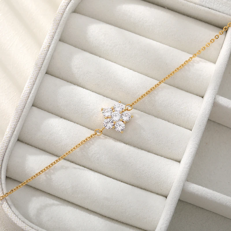 Женский браслет с австрийскими кристаллами золотого цвета Шармами|Цепочки и