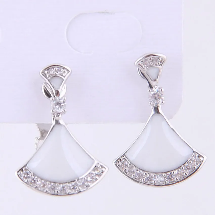 

Light Yellow Gold Color Sector Shape White Shell Stud Earrings with Cubic Zirconia Fashion Jewelry