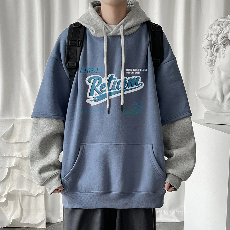 

Hoodies & Sweatshirts