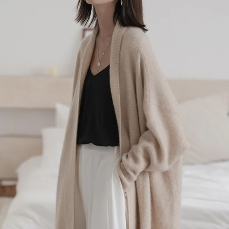 

2020 Autumn Winter New Retro Stand Collar Lantern Sleeve Solid Color Cardigan Fashion Loose Knitted Sweater V046