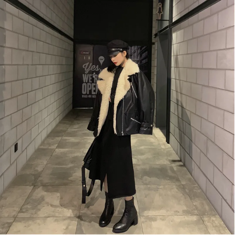 Женская куртка с отложным воротником Heydress черная кожаная из искусственной кожи