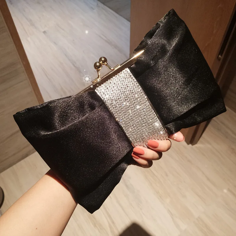 

In 2020The New Concave Shape Hand Cosmetic Bag One Shoulder His Parcel Fashionable Joker Bowknot Evening Bag