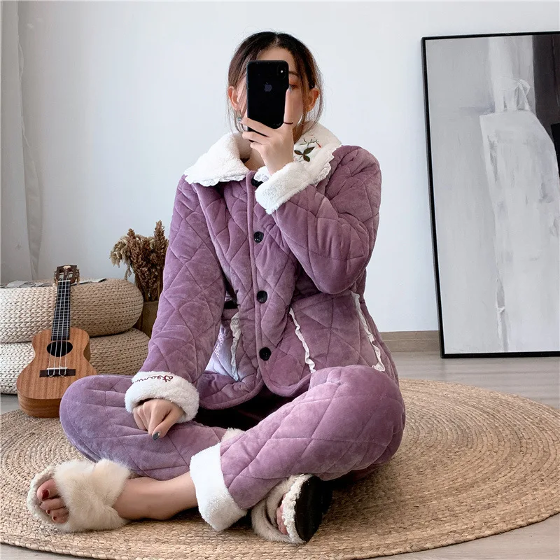 Коралловая бархатная Пижама женская зимняя стеганая толстые трехслойные