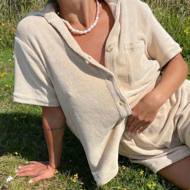 

2021 Summer Casual Women Set Short Sleeve Top Shirt Khaki Loose and Mini Shorts Two Piece Set Sexy Y2K Tracksuit Fashion