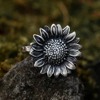 2021 woman rings korean fashion gothic accessories simple floral retro sunflower ring gold jewelry engagement ring anillos mujer
