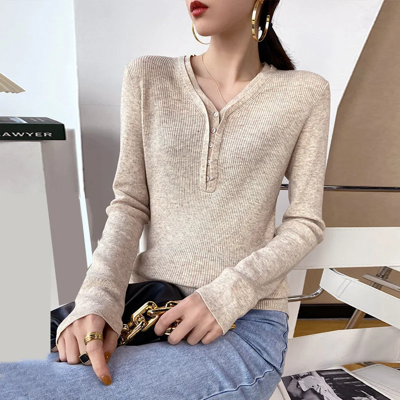 

LANMREM 2021 Autumn And Winter New Slim Bottoming V-neck Long-sleeved Black Color Sweater All-match Knitted JumperTop 2A3159