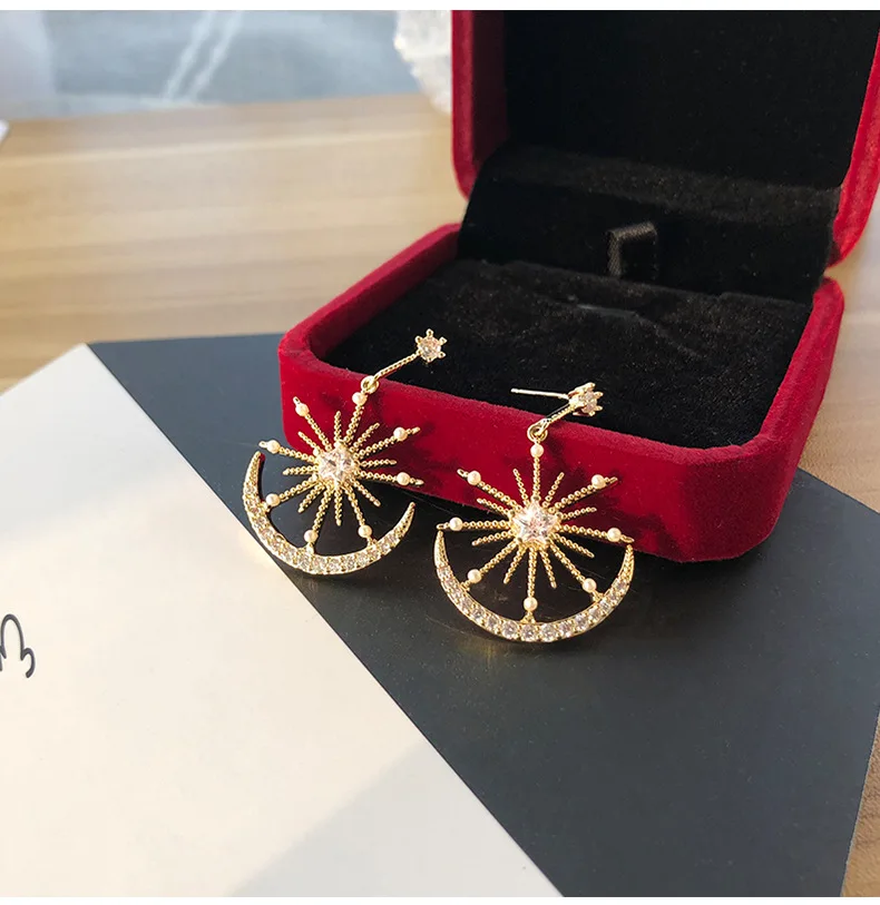 Женские серьги висюльки с Луной Shining Stars вечерние свадебные аксессуары