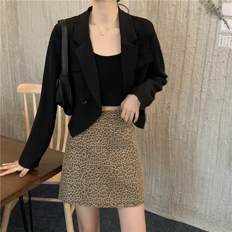 

Blazer Women Short Solid Fashion Vintage Korean Style Slim Single Button Notched Fashion All-match Simple Streetwear Fall Coat