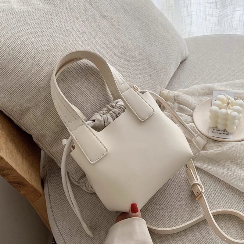 Сумка ведро через плечо для женщин 2020 маленькая сумка цепочка из искусственной