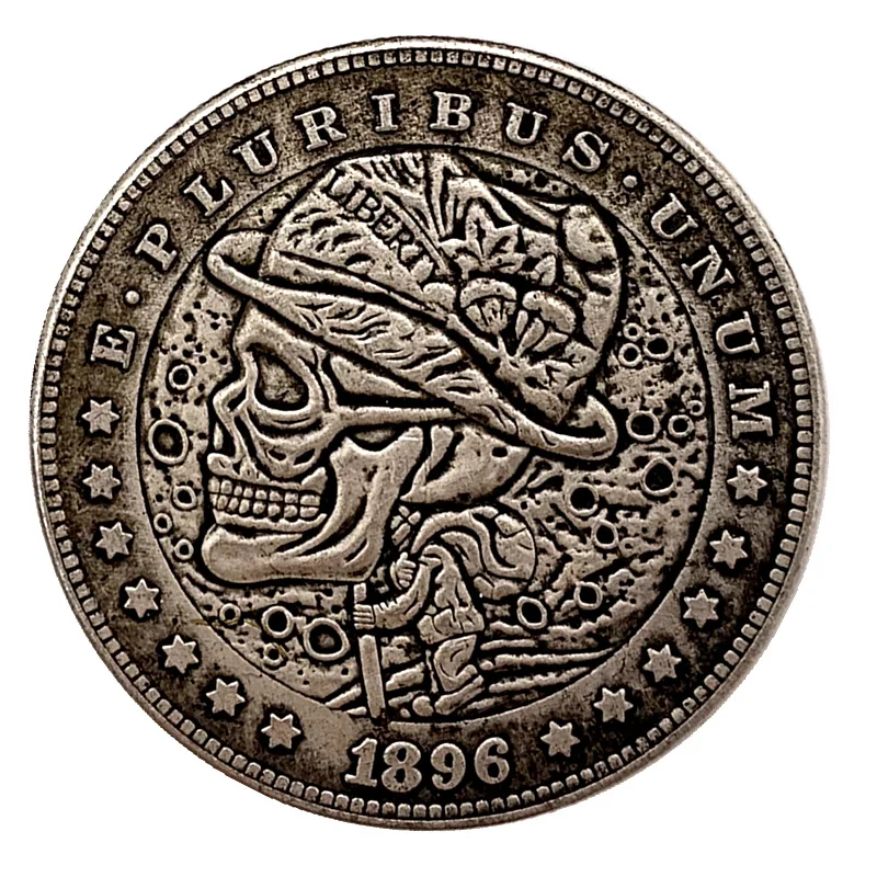 

Коллекционная медная монета Disney с изображением черепа