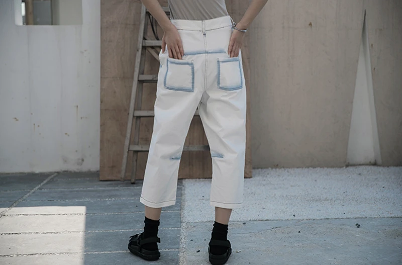 

[EAM] High Waist White Printed Split Long Leisure Wide Leg Trousers New Loose Fit Pants Women Fashion Spring Summer 2021 1W033