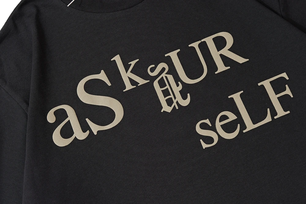 ASKYURSELF Старый логотип футболка с короткими рукавами и надписями черный S XL