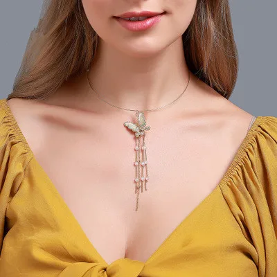

European and American personality exaggerated tassel Butterfly Pearl Collar Necklace women's versatile Neckwear