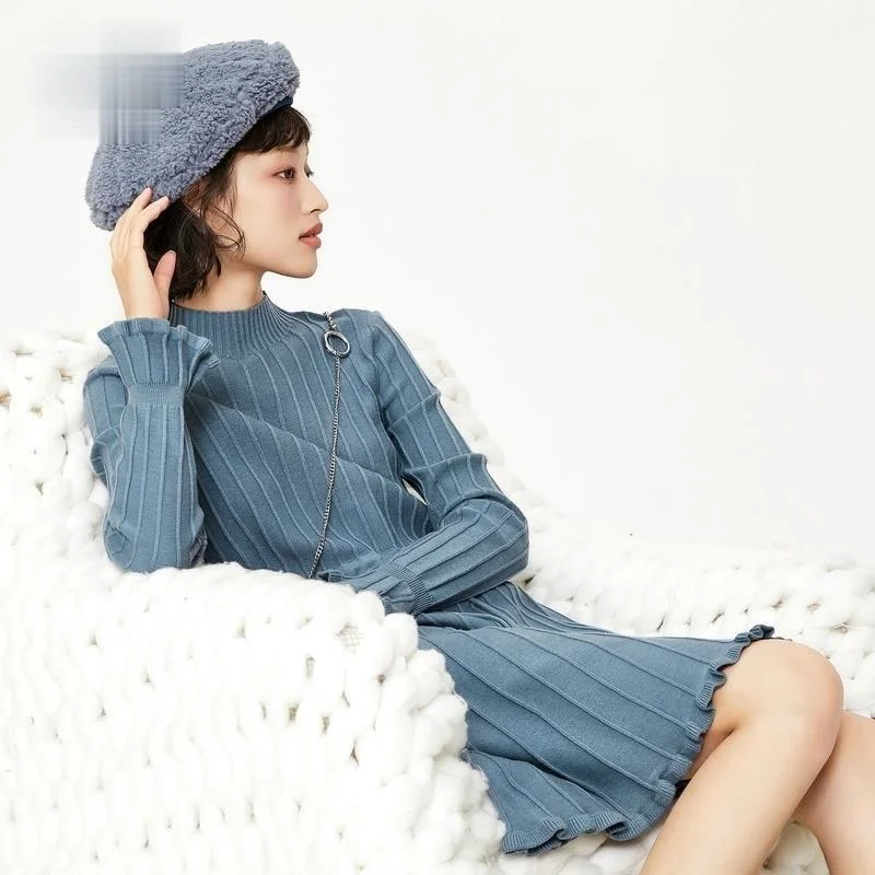 

Knitted dress women autumn clothes 2021 fairy temperament little black dress autumn bottoming skirt trumpet sleeves