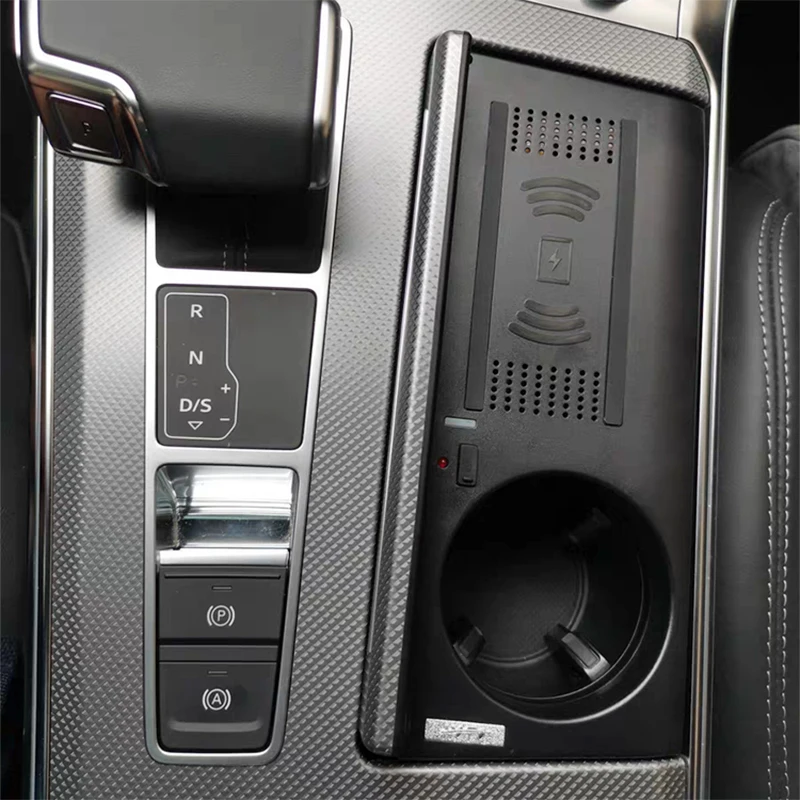 

15W Car QI wireless charger phone charger charging panel plate phone holder for Audi A6 C8 S6 RS6 A7 S7 RS7 2019-2021