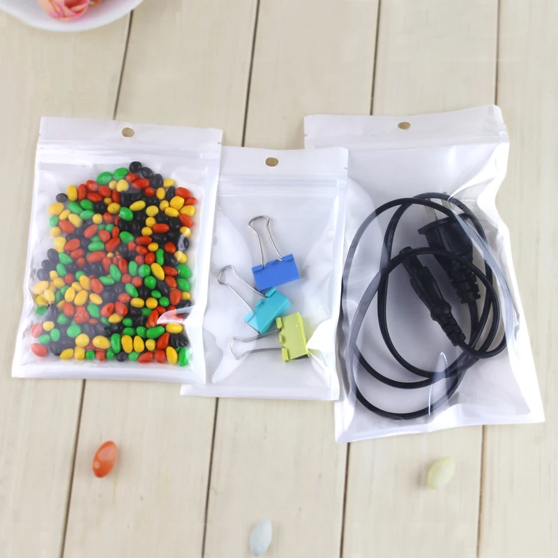 

Wholesale 100pcs 21x26cm 160micron Laminated Plastic Gift Hanging Bag White Translucent Garment/T-shirt Bag