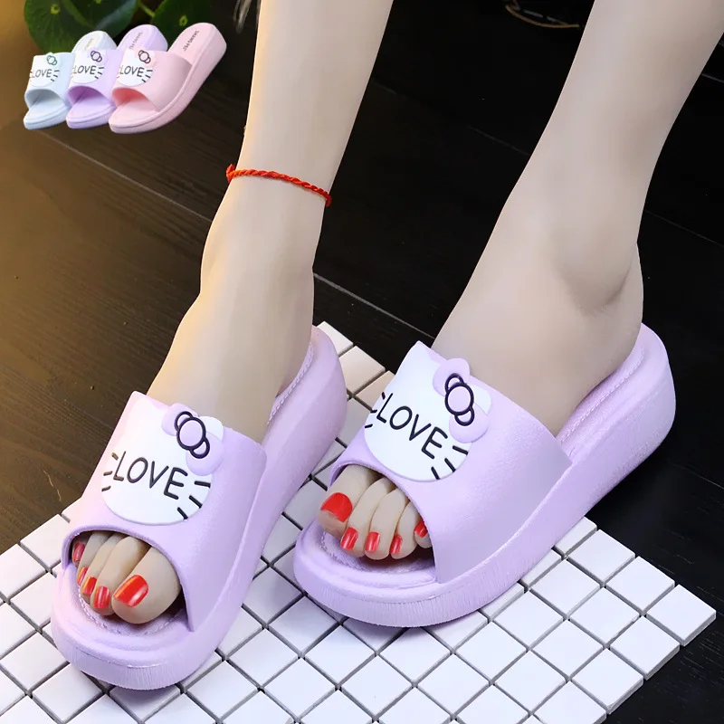 Тапки женские на толстой подошве симпатичная пластиковая обувь для ванной и дома