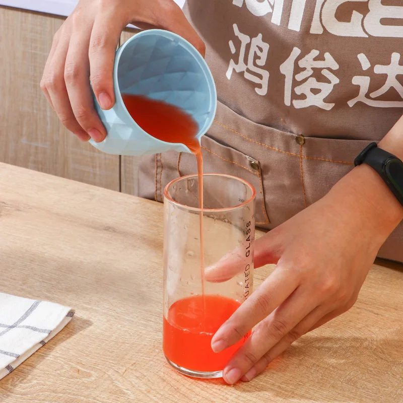 Manual Fruit Juice Maker Plastic Apple Orange Squeezers &amp Reamers Kitchen Accessories Vegetable Gadgets Cutter Gift Eco-friendly |