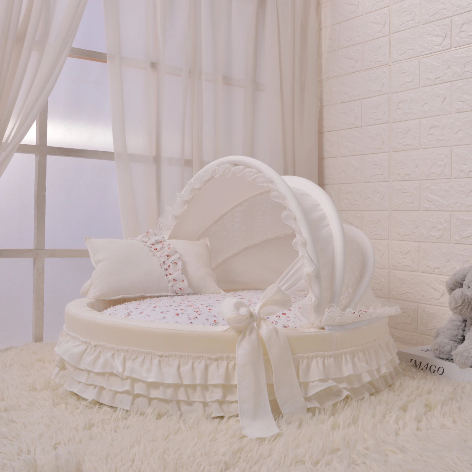 

White Dog Cradle Bed Cotton Dog Bed With Awning Pet Kennel