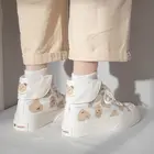 Парусиновые кроссовки с милым принтом медведя, модная обувь 2021 В Стиле Лолита, красивая Повседневная Белая обувь в японском стиле, 2021