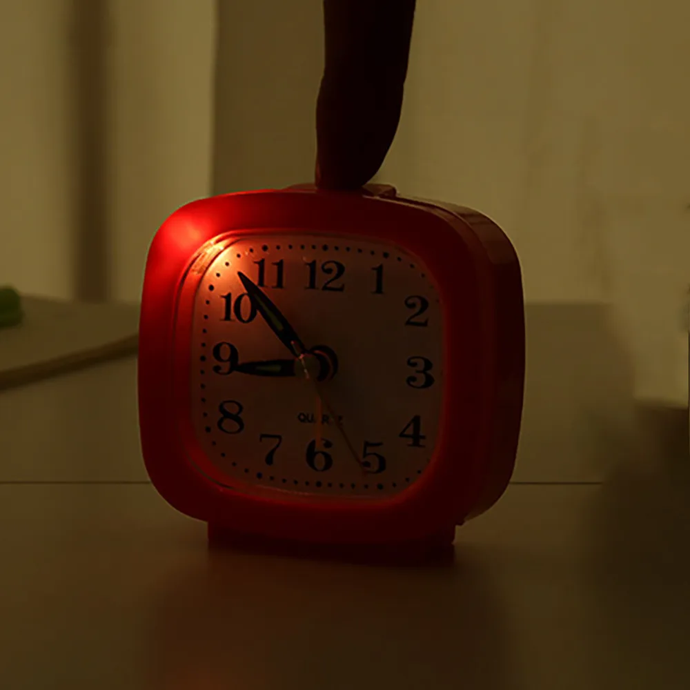

Square Small Bed Compact Travel Quartz Beep Alarm Clock Cute Portable Creative Cute Mini Small Alarm Clock Home Bedside
