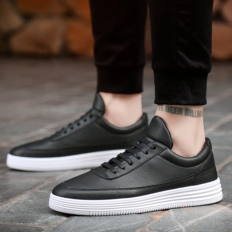 2021 Men Sneakers Soft Leather Casual Shoes Flat Fashion Brand Men's White Black Top Quality men |