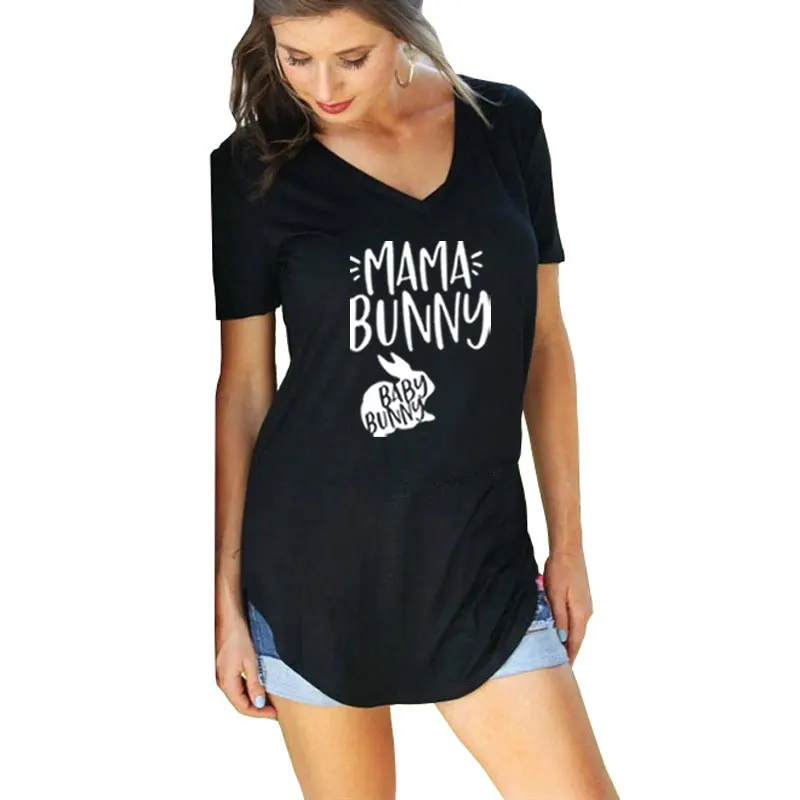 

Женская футболка с коротким рукавом, V-образным вырезом и принтом кролика