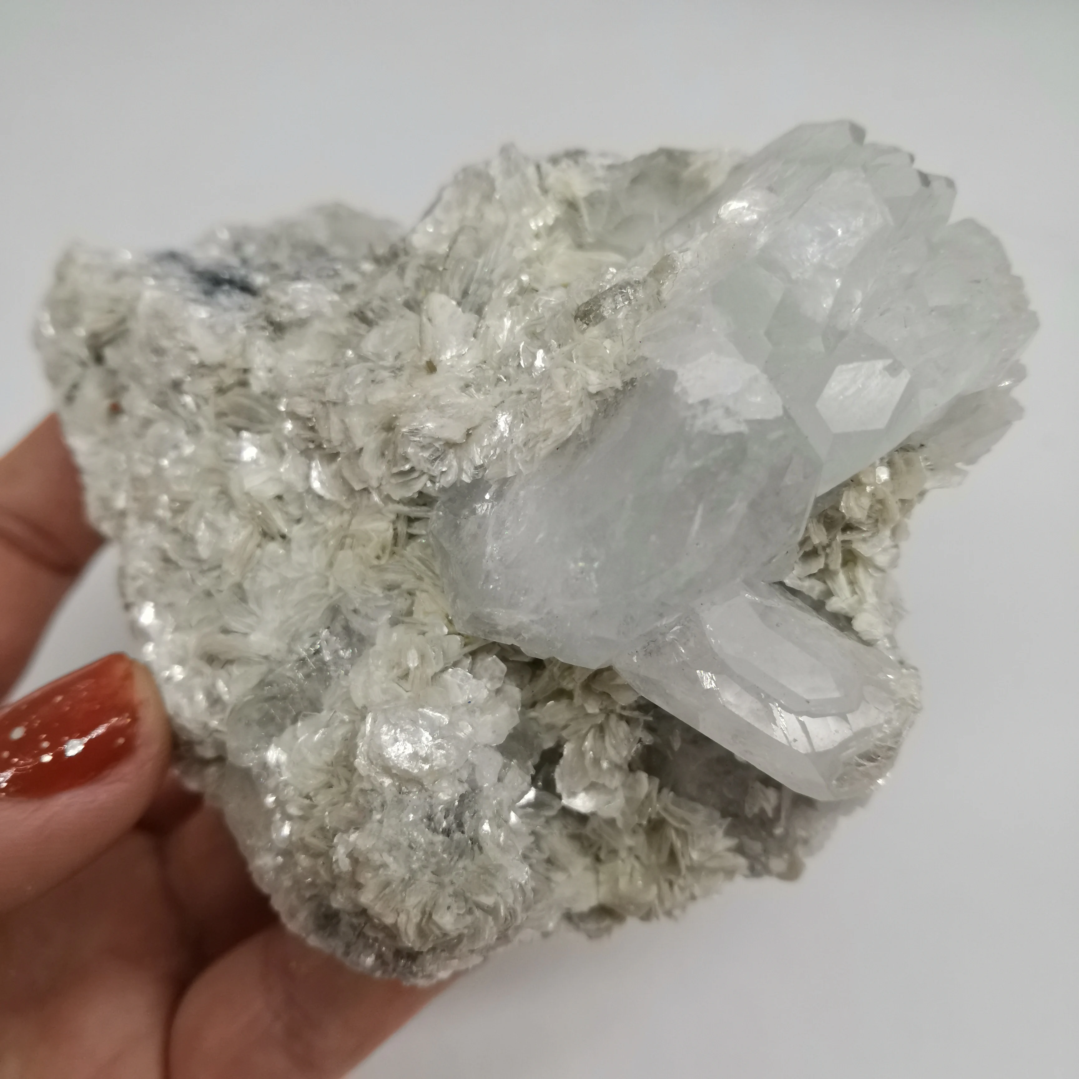 361 г натуральный исцеляющий Аквамарин с микросхемой Описание Украшения Камня #