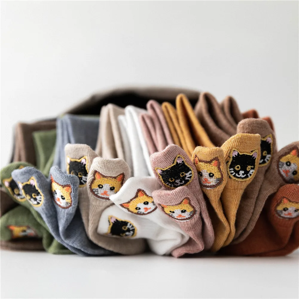 Spring And Summer Cotton Women Fashion Socks Boat Colorful Female Shallow Mouth Short Heel Socks Cat Embroidery For Girls