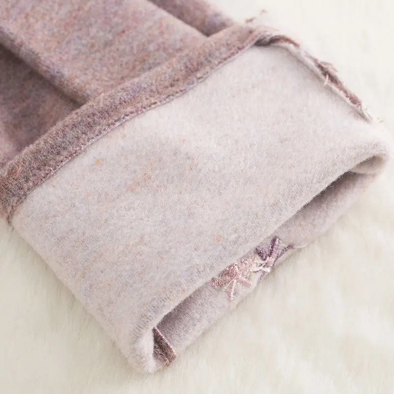 

Gloves & Mittens