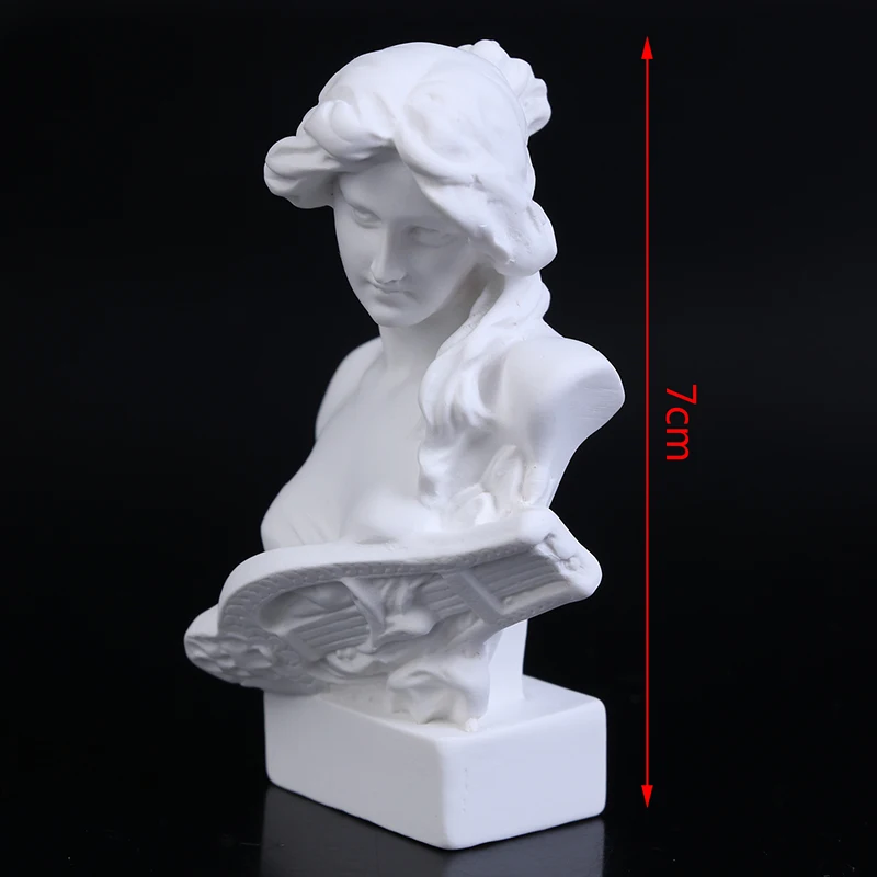 

1Pc Mini 7CM Vintage Godin Standbeeld Hars Sculptuur, Mensen Ornamenten, Poppenhuis Home Ornaments