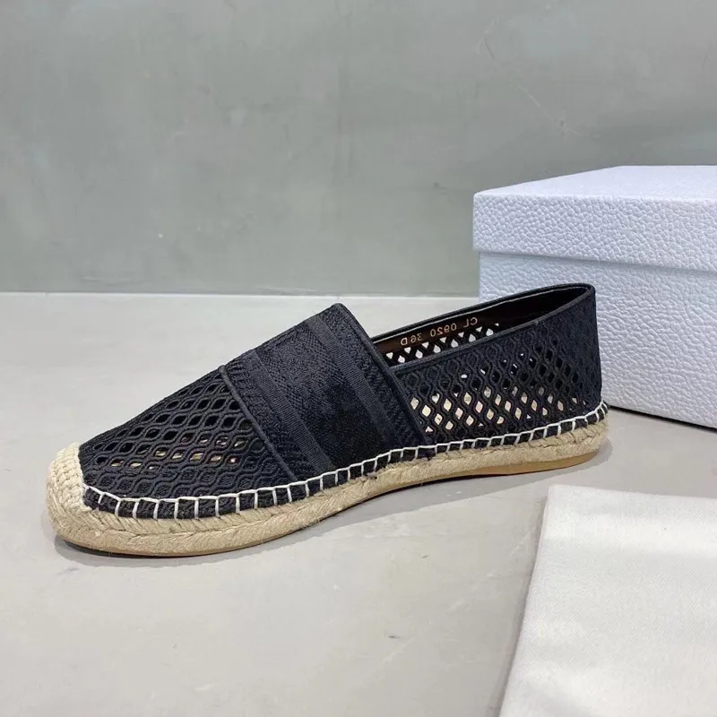 

Brand Summer Fisherman Shoes Women Breathable Mesh Flat Shoes Round Toe Embroidered Loafers Black Ladies Casual Shoes Sneakers