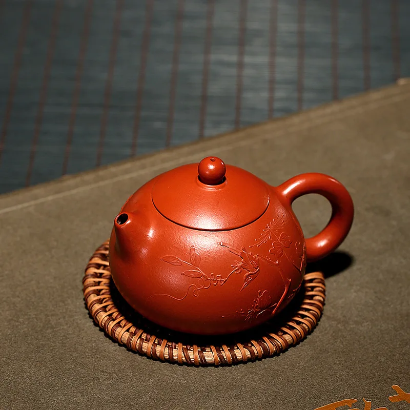

Yixing purple clay teapot red clay teapot