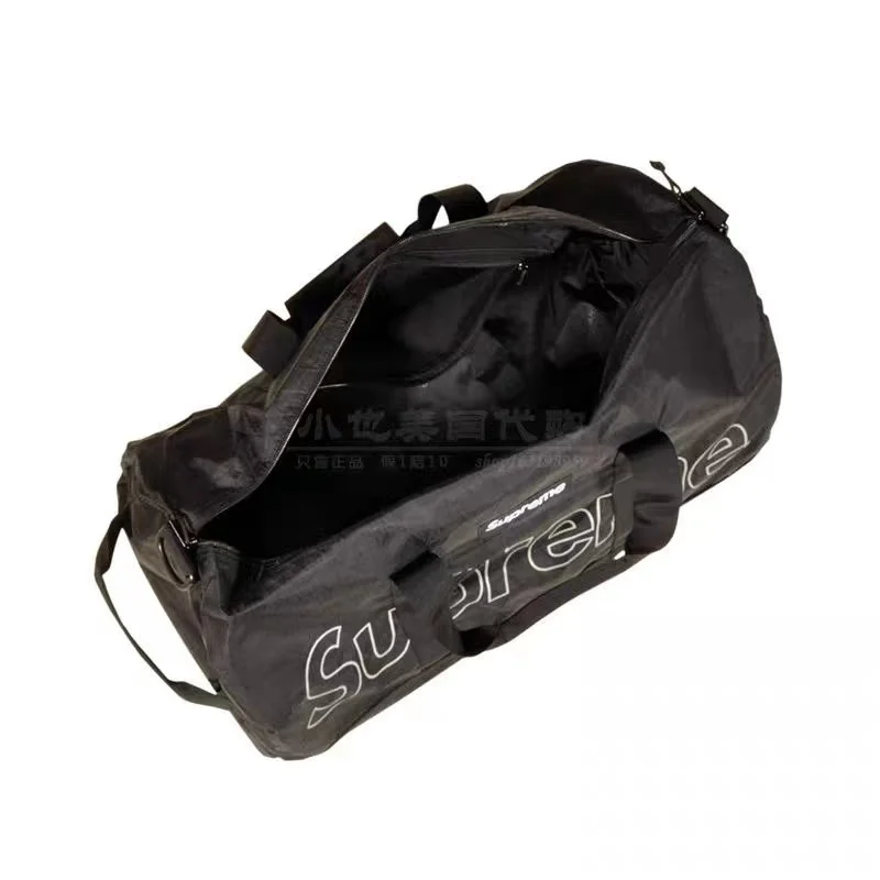 

The New Supreme 18FW Duffle Reflective Travel Bucket Handbag Gym Bag