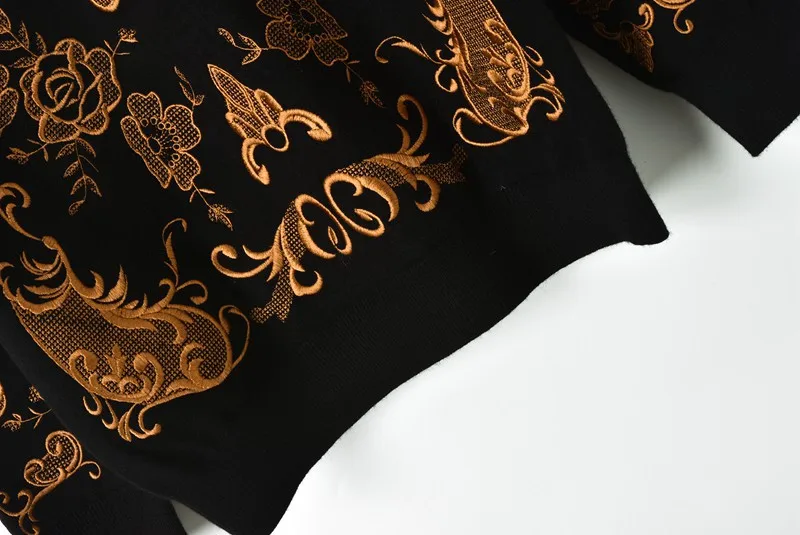 Embroidery Women Sweater 2018 Winter Retro Flower Crew Neck Luxurious Sweaters and Pullovers Knit Tops | Женская одежда
