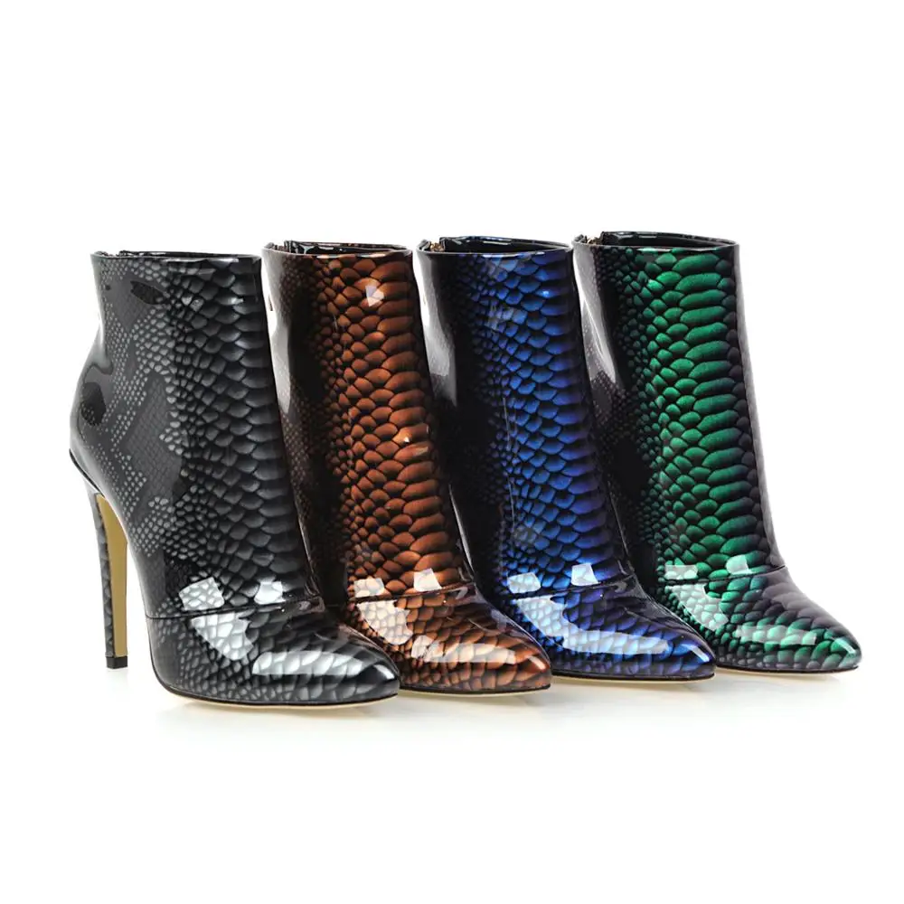 Женские ботинки на шпильках с текстурой змеиной кожи | Обувь