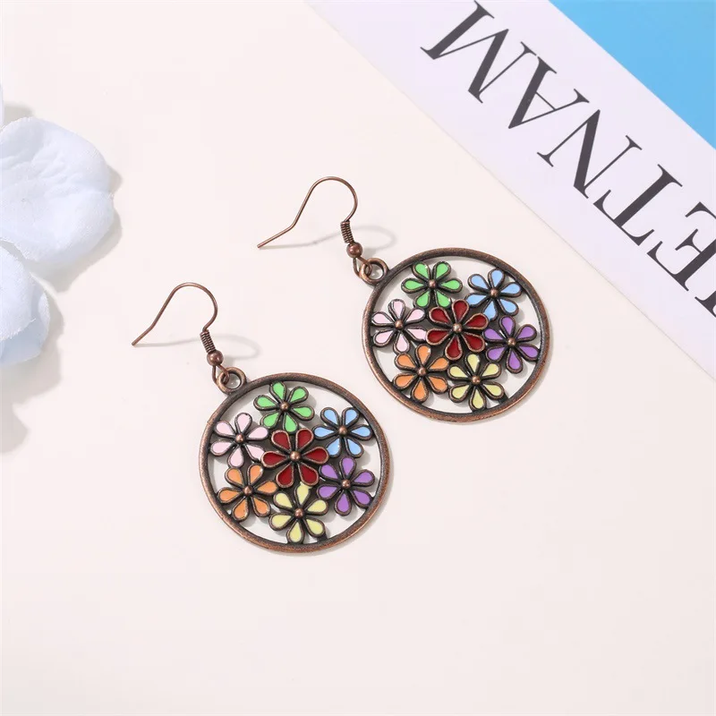 Длинные Винтажные серьги полые цветные с цветами для подиума темперамент