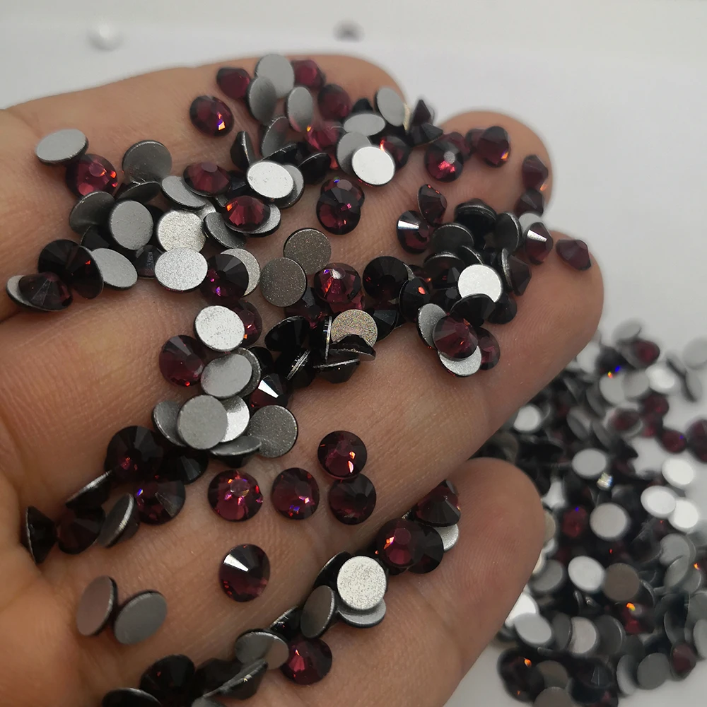 Стразы без горячей фиксации CTPA3bI с аметистом стразы плоским основанием для