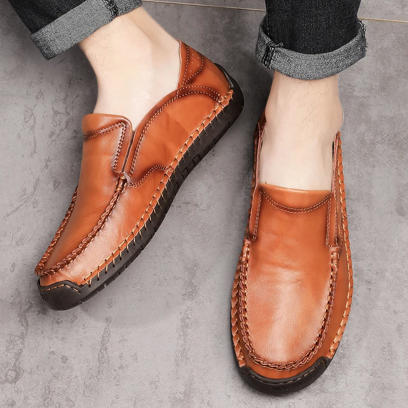 

2022 New Classic Male Loafers Fashion Genuine Leather Men's Casual Shoes Breathable Leisure Flats Retro Formal Loafers Men