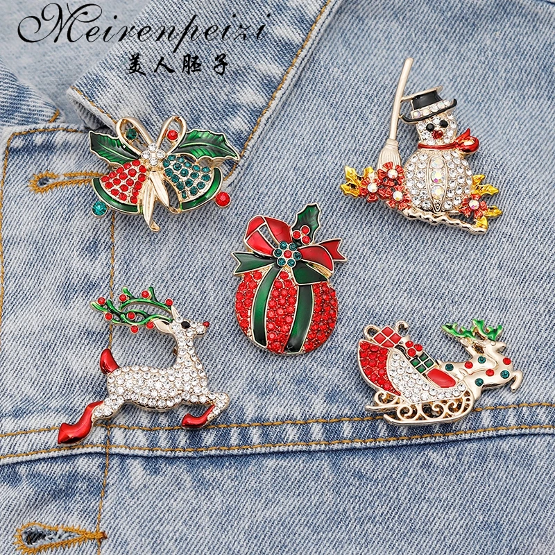 Meirenpeizi Merry Christmas Броши Булавки милый Санта Клаус шляпа перчатки колокольчики носки пончики Конфета Эмаль Булавка значки брошь