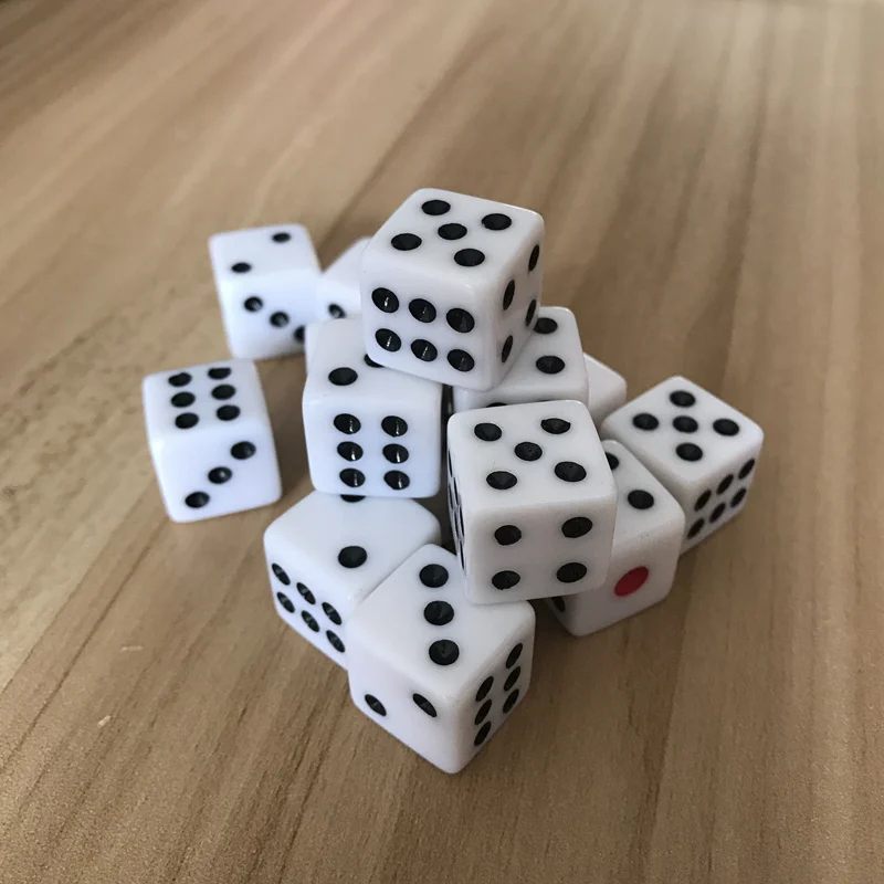 6 шт./лот 16 мм белая Питьевая игральная кость черная точка высокое качество
