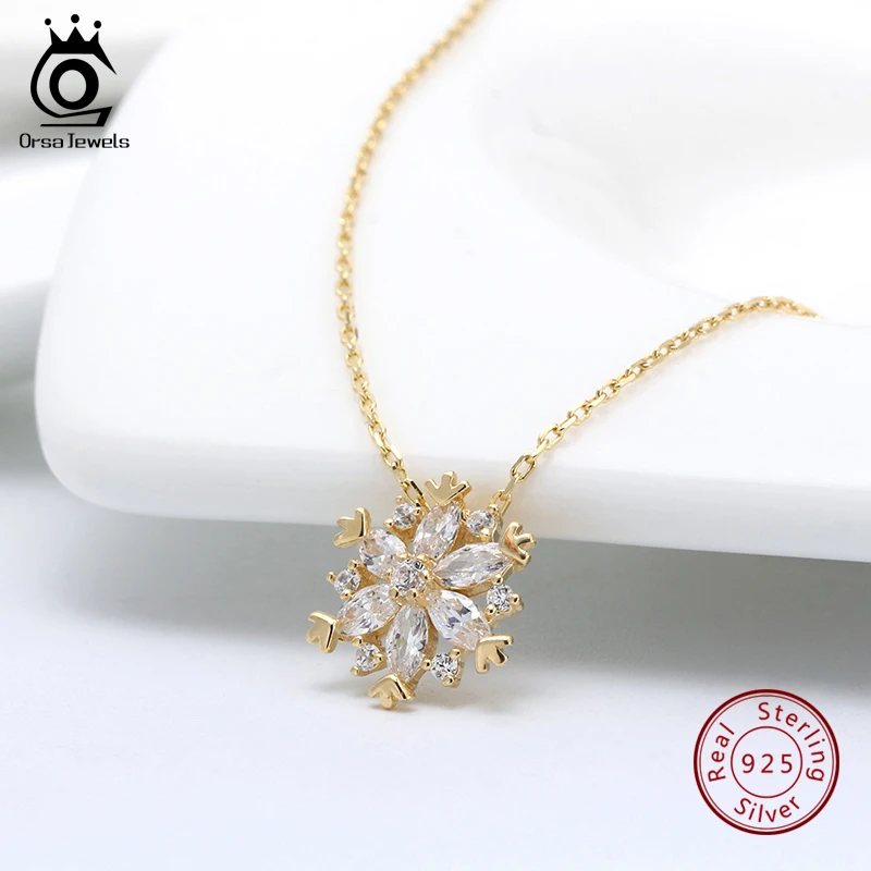 ORSA JEWELS S925 подвесок в форме снежинок к Цепочки и ожерелья Позолоченные AAAA фианит милые Для женщин кулон Рождество стерлингового серебра ювелирные украшения SN170