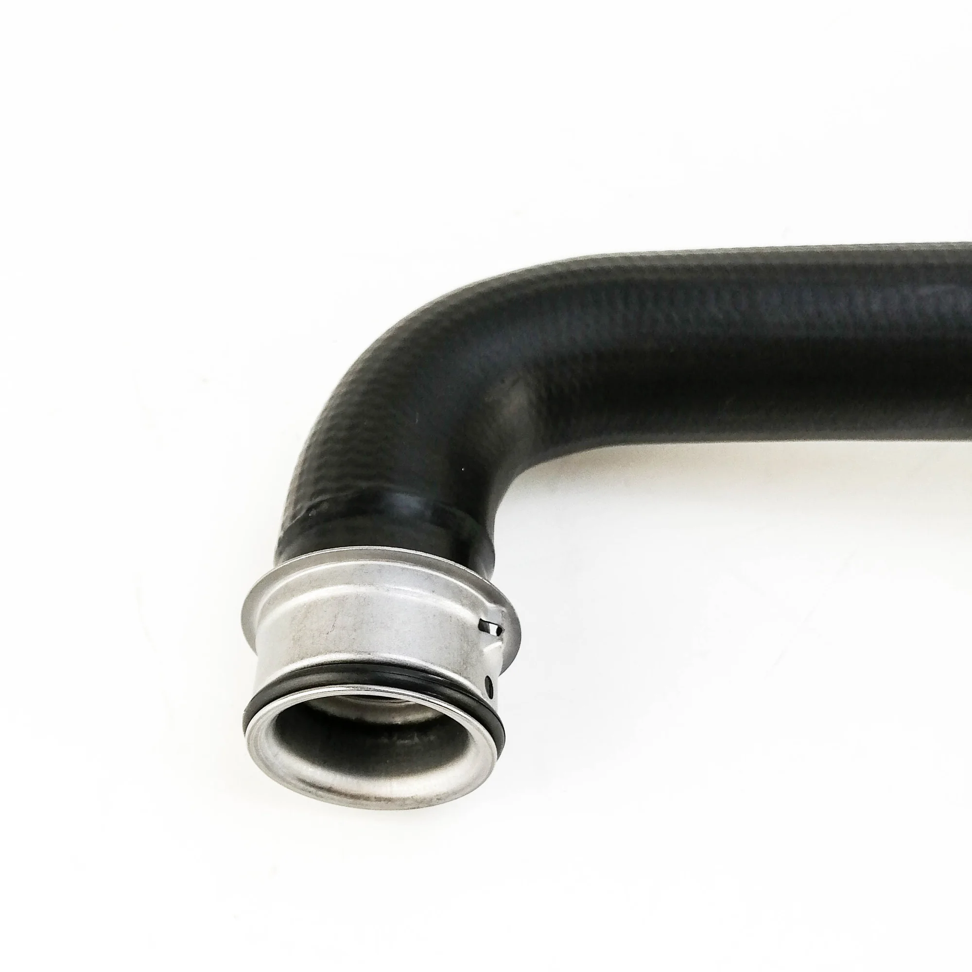 A2045010182 2045010182 upper suction hose connection water tank for Mercedes Benz C180 / 200 E200 | Автомобили и мотоциклы