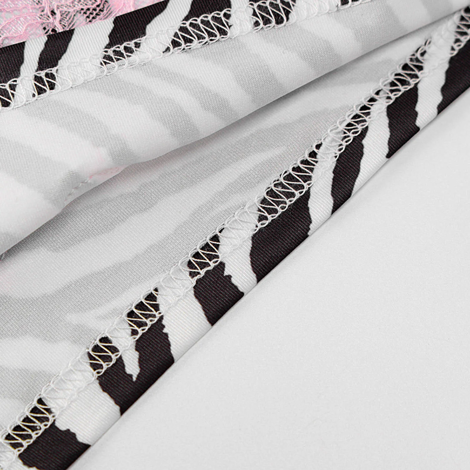 

Zebra Printed Lace Y2K Summer Crop Top Patchwork V-neck Sexy Sleeveless 90s Top Backless Bow Fashion Camis Femme Cuteandpsycho