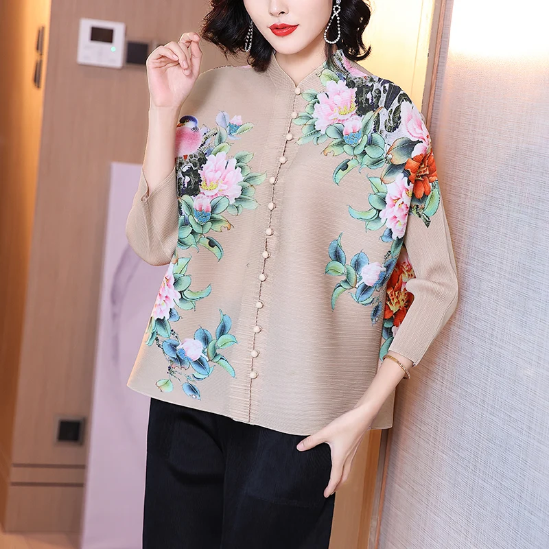 Tops Women Elastic Loose Miyake Pleated Clothing Spring New Fashion Flowers Printed Three Quarter Sleeve For Female 45-75kg