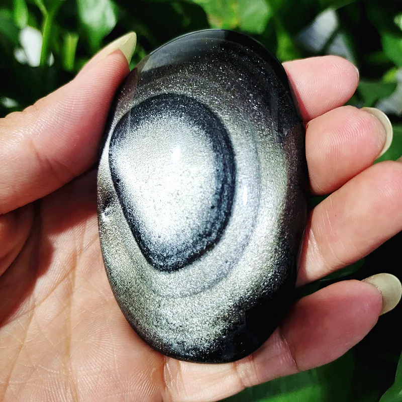 

Natural Silver yaoshi original ore Palm ge stone handicrafts home decoration effective treatment of the wrist vein